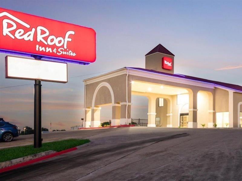 Red Roof Inn & Suites Austin East - Manor Exteriör bild