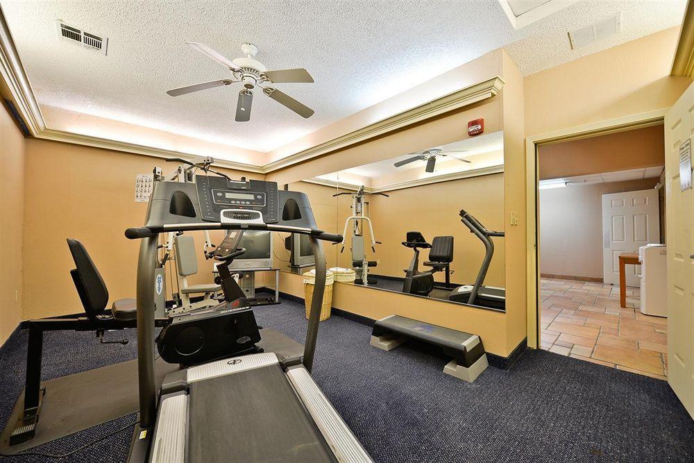 Red Roof Inn & Suites Austin East - Manor Bekvämligheter bild